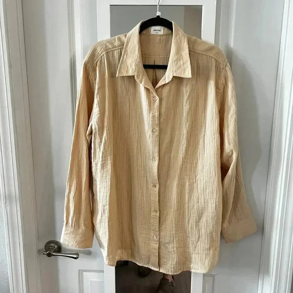 NWT Wilfred Free SAIL Button Up Size Large Color Beige - Picture 3 of 7